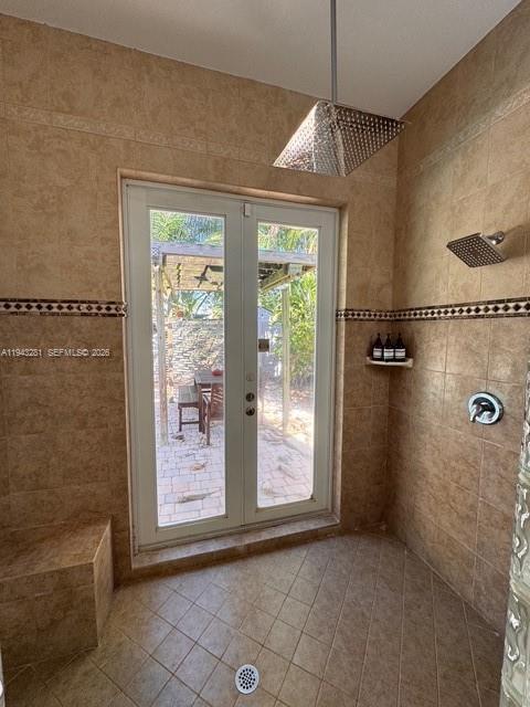 Building Photo - 2101 NE 25th St