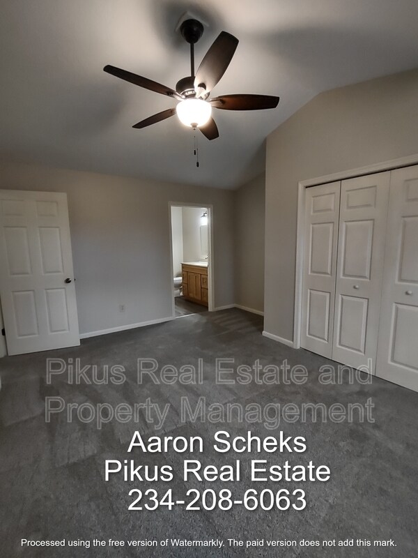 Building Photo - 4987 Shawn Cir NW