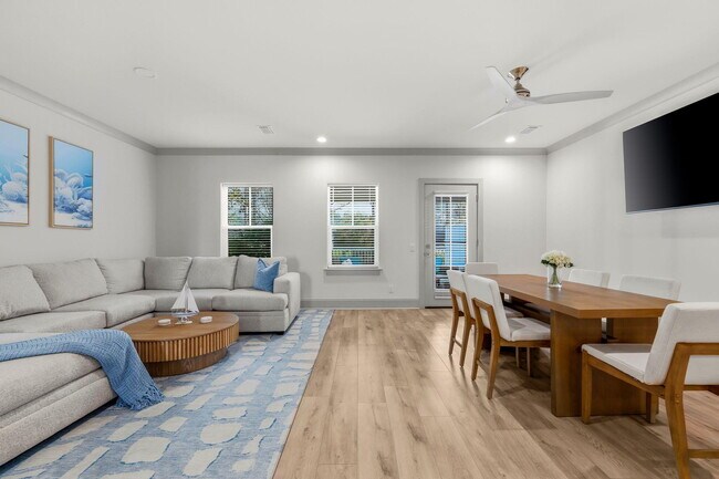 Building Photo - 45 Golden Bell Ct