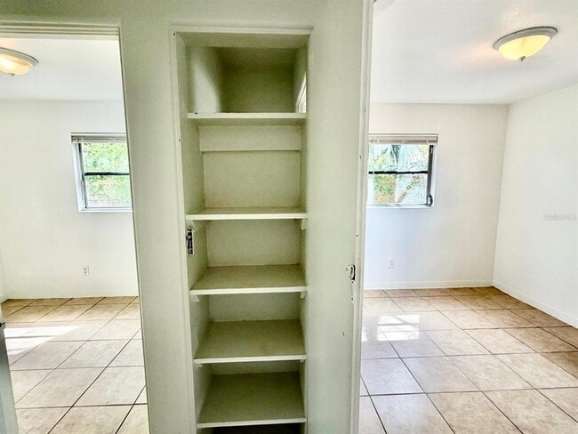 Building Photo - 4627 19th Ave S