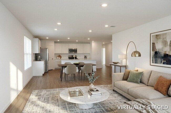 Building Photo - 5135 Sunvalley Bend Dr