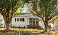 Building Photo - Gorgeous updated 2 bedroom with basement!