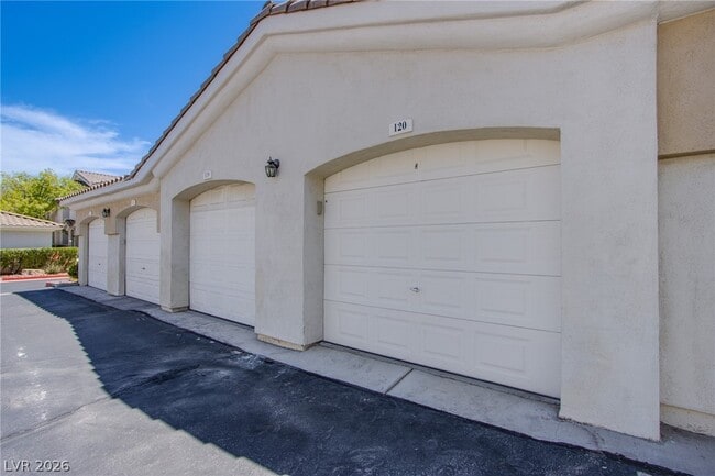 Building Photo - 1521 Ruby Cliffs Ln