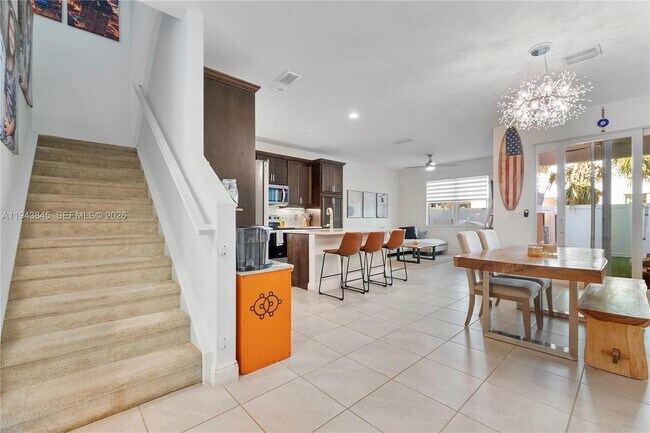 Building Photo - 1827 Sandpiper Pointe Pl