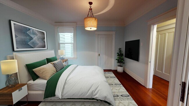 Building Photo - Room in 4 Bedroom Home at 56 Langton St