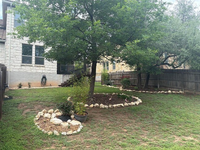 Building Photo - 509 S Meadowlark St