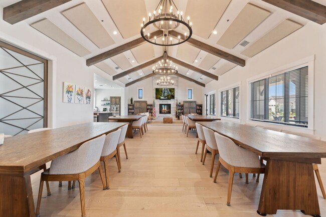 Building Photo - 2 bed 2.5 bath premium upgraded home in 55...