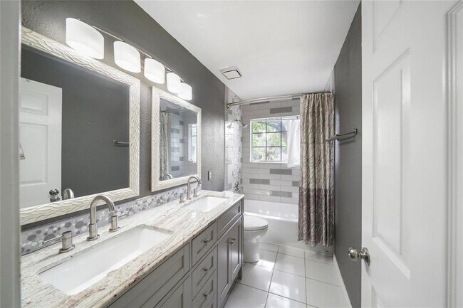 Building Photo - 4426 Echo Falls Dr