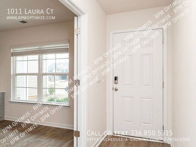 Building Photo - 1011 Laura Ct