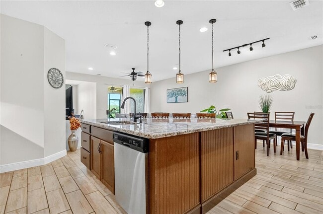 Building Photo - 9009 Palm Key Ave