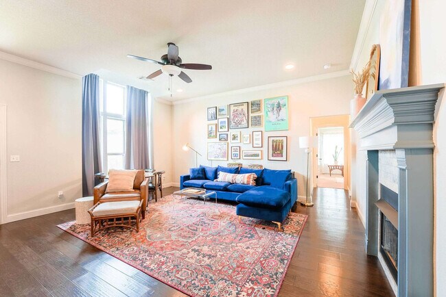 Building Photo - 967 Glass St