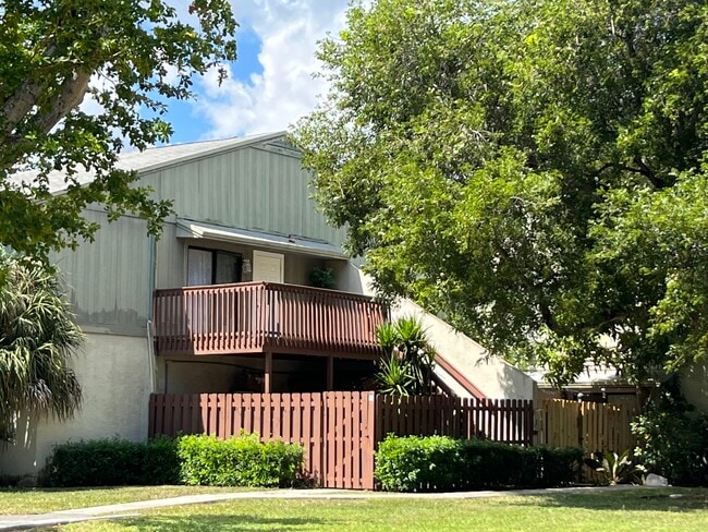Building Photo - The Crossings of Boynton Beach