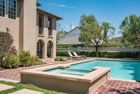 Building Photo - 25400 Prado De Las Peras