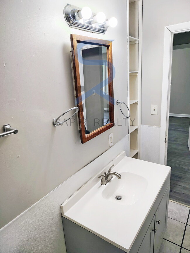 Building Photo - 203 Johns Rd