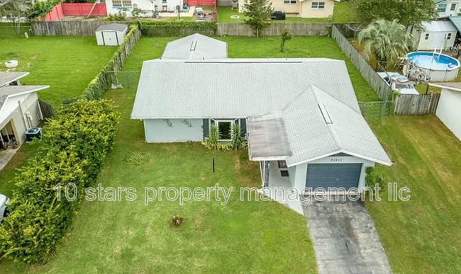 Building Photo - 31211 Stoney Brook Dr