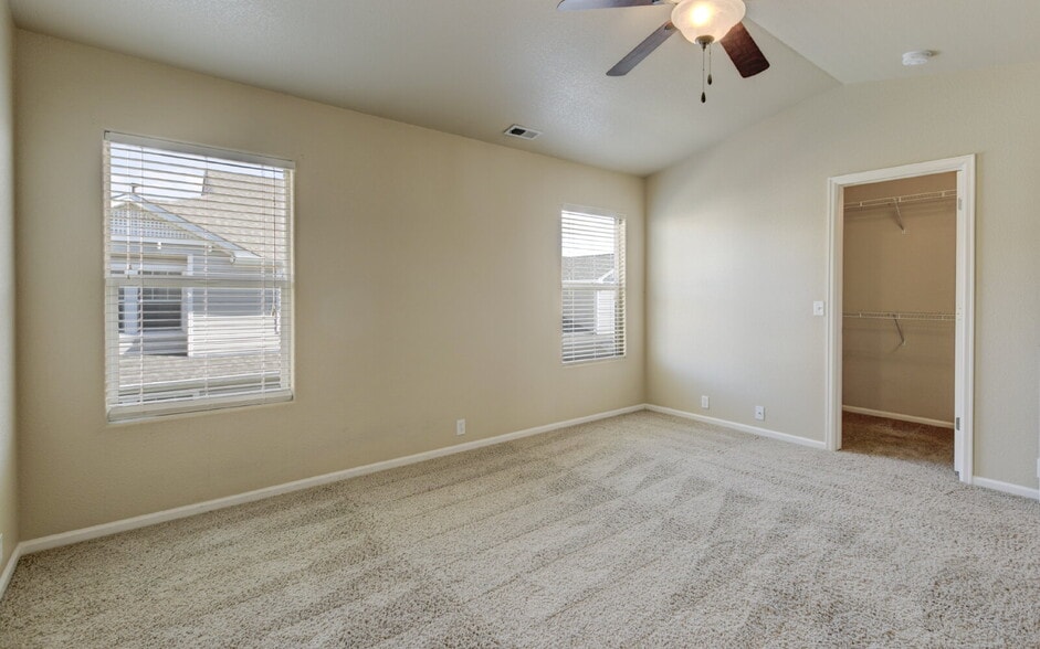 Building Photo - 2850 Tumblewood Grove