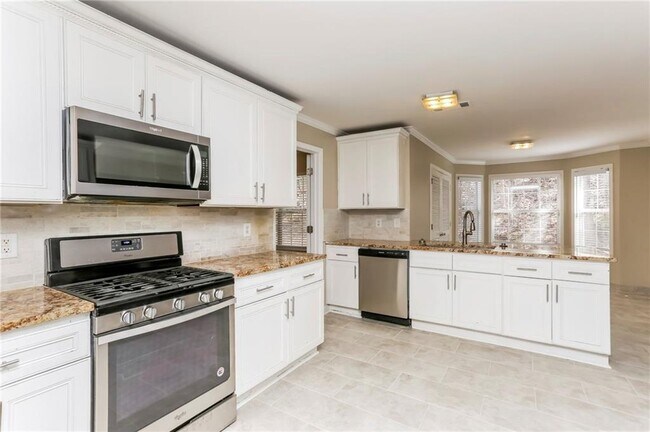 Building Photo - 5150 Rock Pl Dr SW