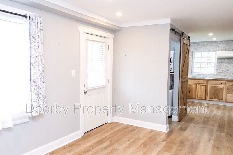 Building Photo - 715 Mississippi Ave