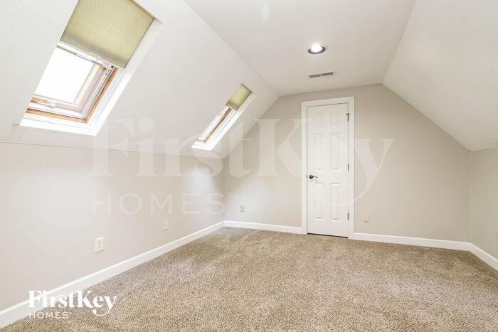 Building Photo - 8908 Harpers Grove Ln