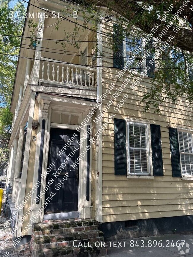 Building Photo - 1 bed / 1 bath on Coming St. ~ Available M...