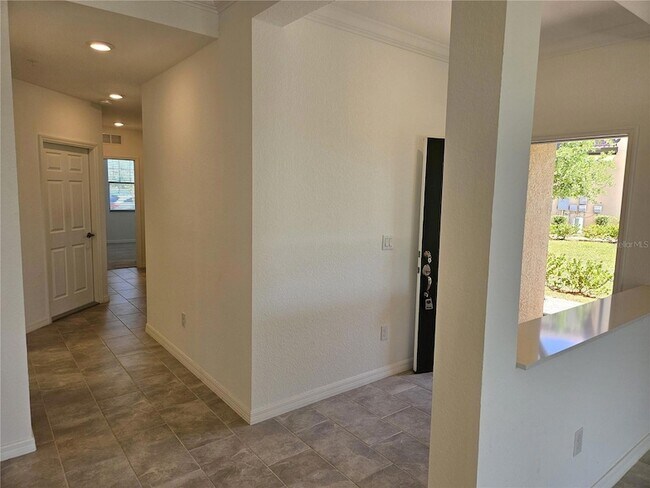 Building Photo - 10031 Crooked Crk Dr