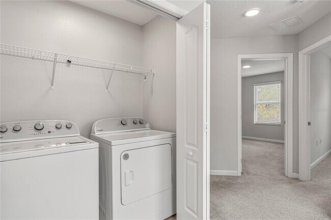 Building Photo - 2875 Narcoossee Cmns Wy