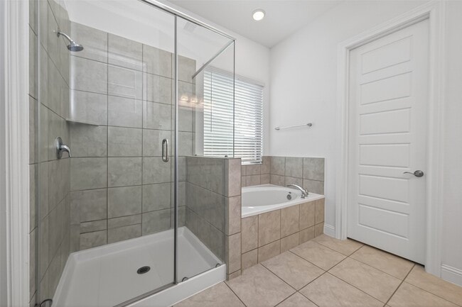 Building Photo - 4353 Victoria Pine Dr