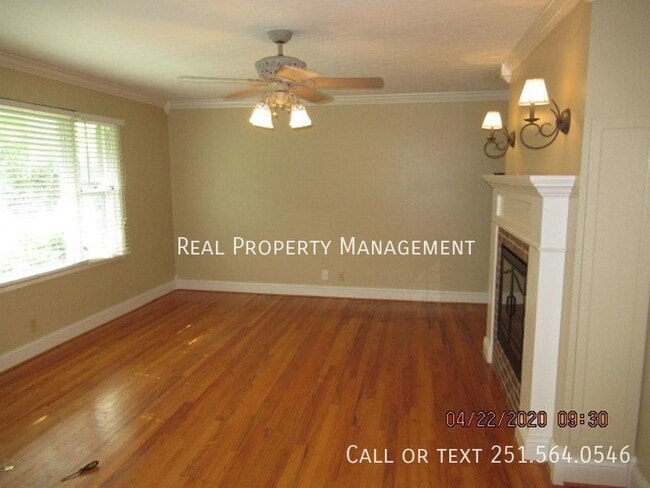 Building Photo - 1063 Midmoor Dr
