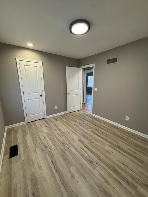 Building Photo - 9206 Greenway Ln