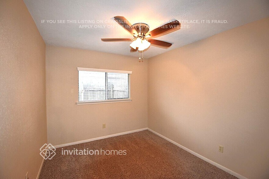 Building Photo - 10579 Twilight Moon Dr
