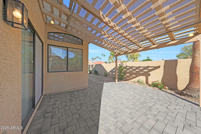 Building Photo - 4653 W Dublin St