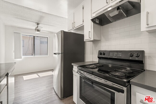 Building Photo - 1457 Butler Ave