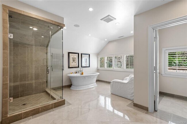 Building Photo - 24308 Bridle Trail Rd