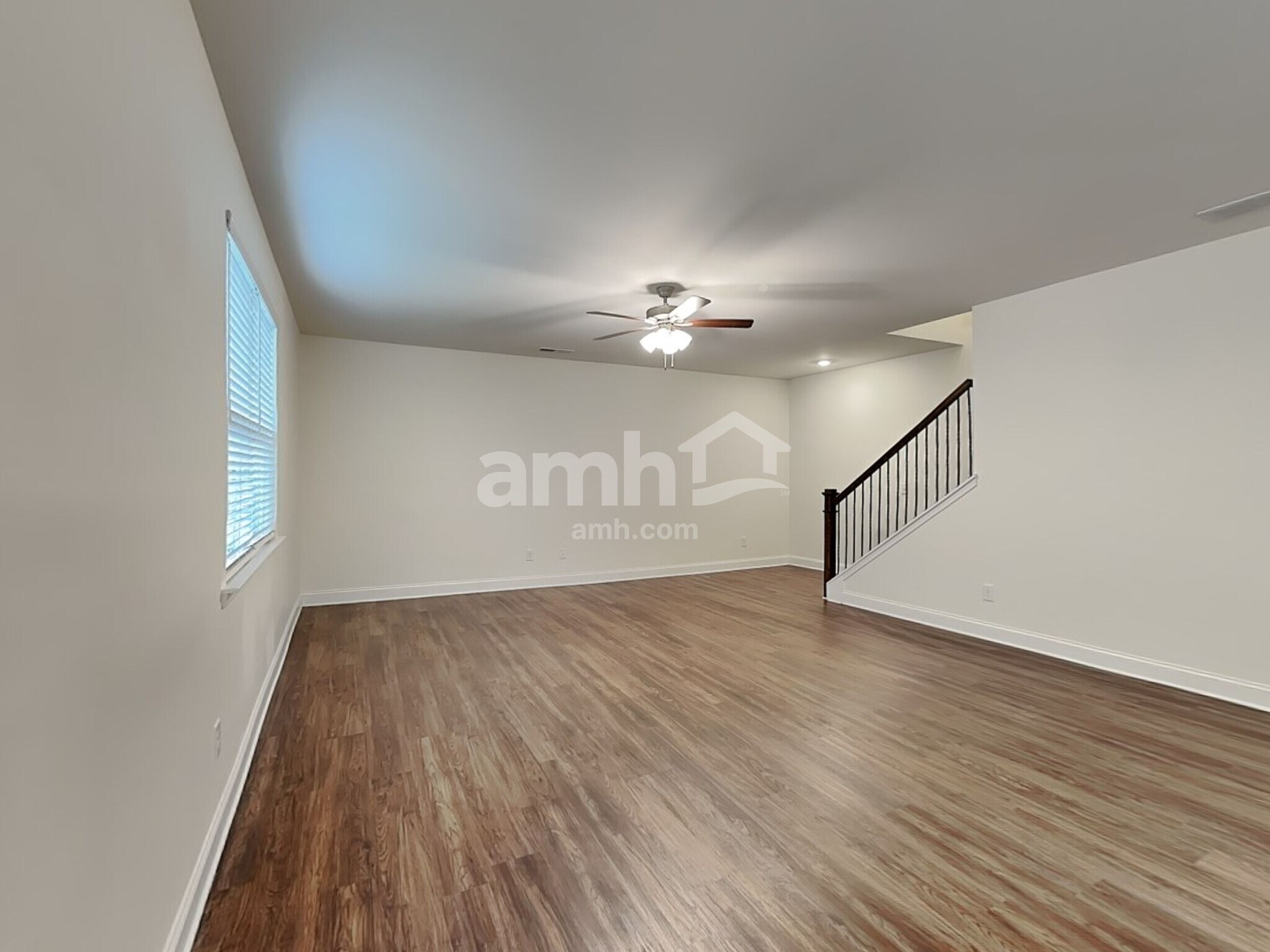 Building Photo - 5020 Hudson Vly Dr