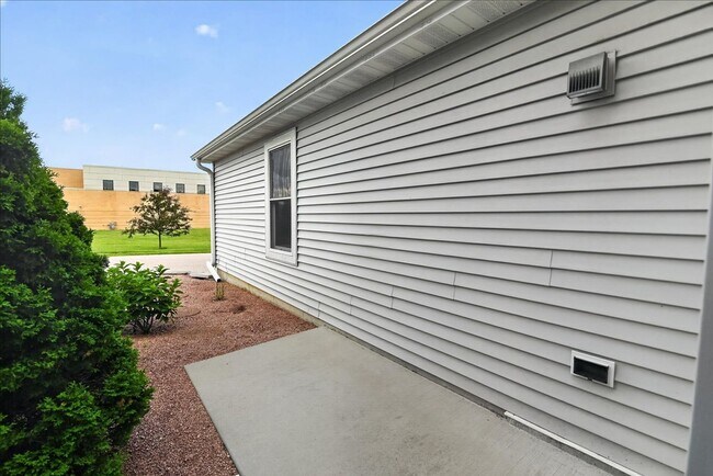 Building Photo - 5144 Argus Ln