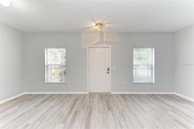 Primary Photo - 6218 Flagfish Ct