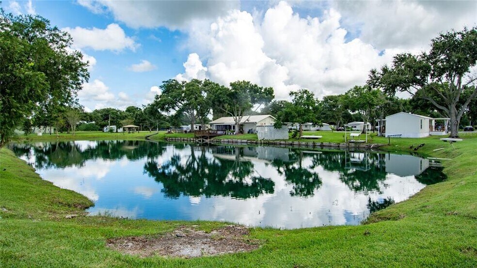 Building Photo - 4864 NW 27th St