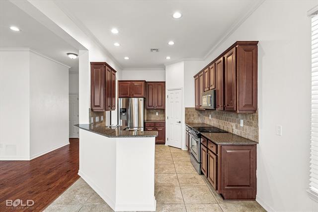 Building Photo - 1124 Crystal Creek Dr