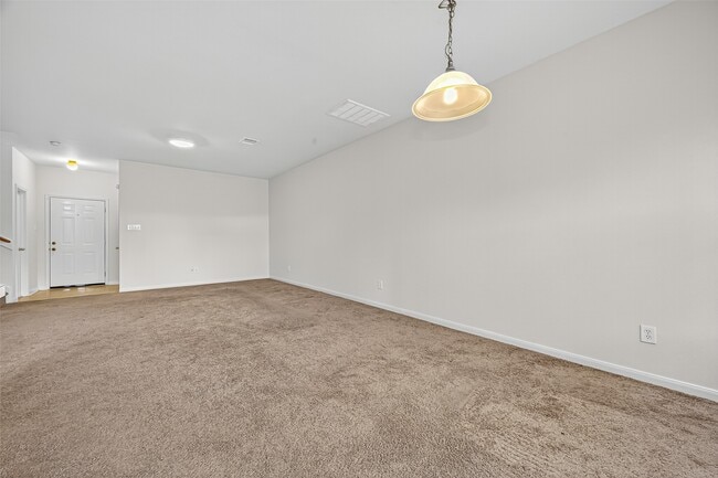 Building Photo - 8042 Montague Manor Ln