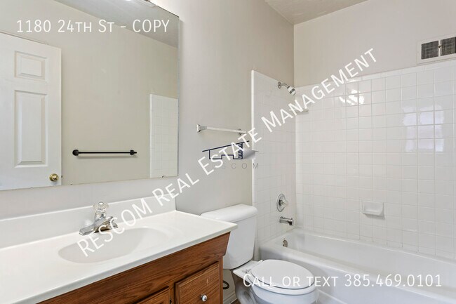 Building Photo - 1180 24th St