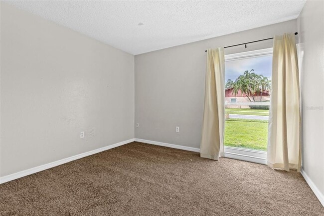 Building Photo - 629 Stillview Cir