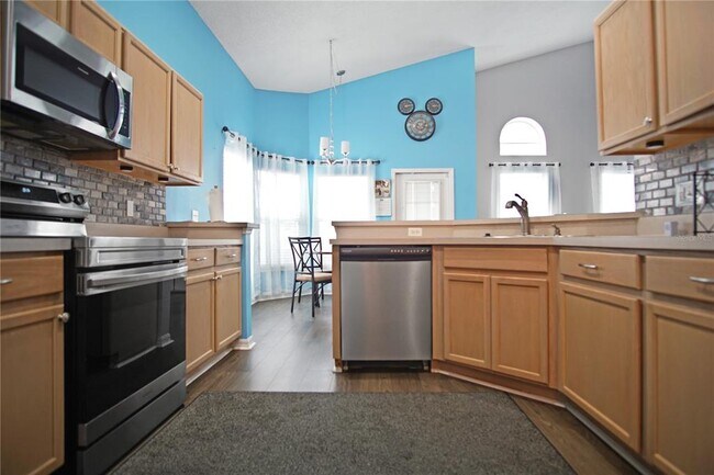 Building Photo - 357 Riggs Cir