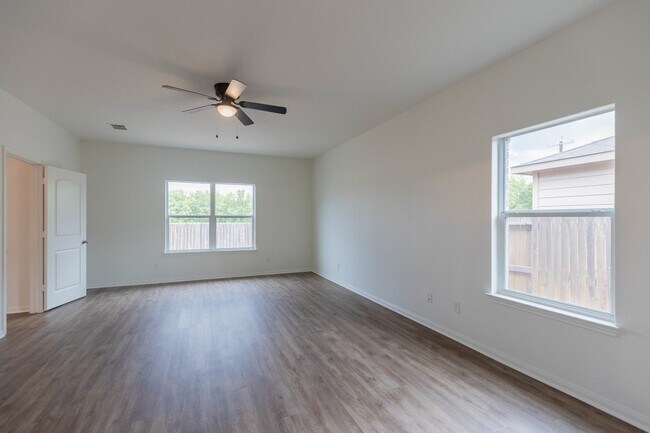 Building Photo - 6010 Luckey Run