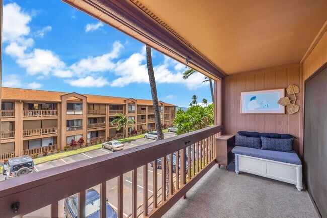 Building Photo - 3740 Lower Honoapiilani Rd