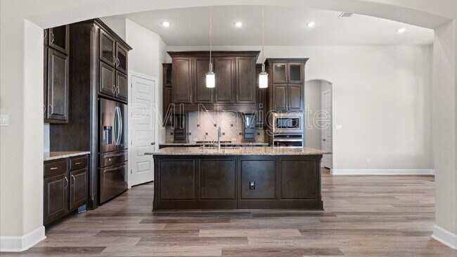 Building Photo - 12706 Bluff Spurs Trail