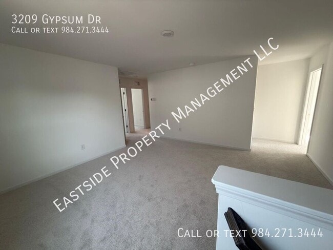 Building Photo - 3209 Gypsum Dr