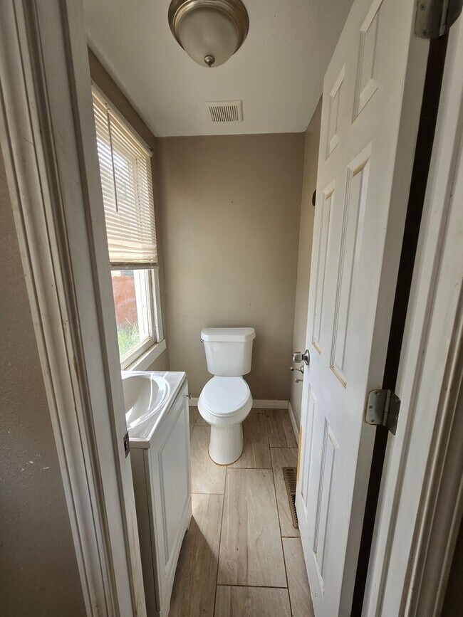 Building Photo - Available NOW!