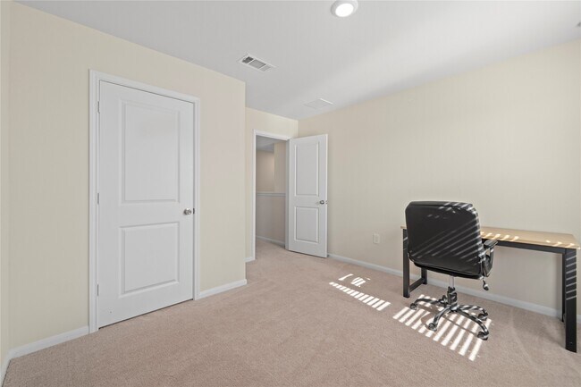 Building Photo - 16314 Dutton Clover Dr