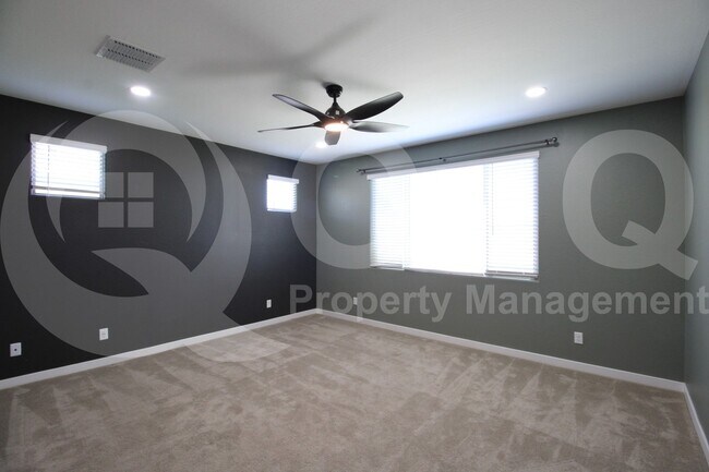 Building Photo - 2207 E Citadel Dr
