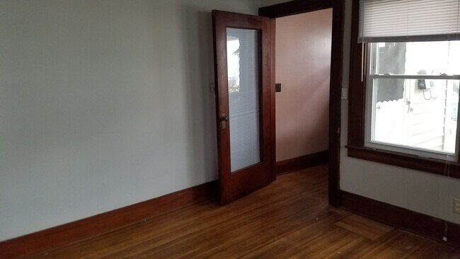 Building Photo - 3 Bedroom in Swillburg Area